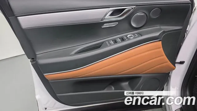 Genesis GV80 — Фото автомобиля 13