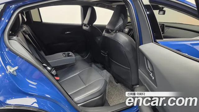 Toyota Prius — Фото автомобиля 12