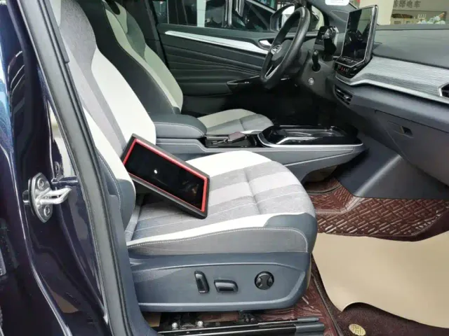 Volkswagen ID.4 Crozz — Фото автомобиля 24