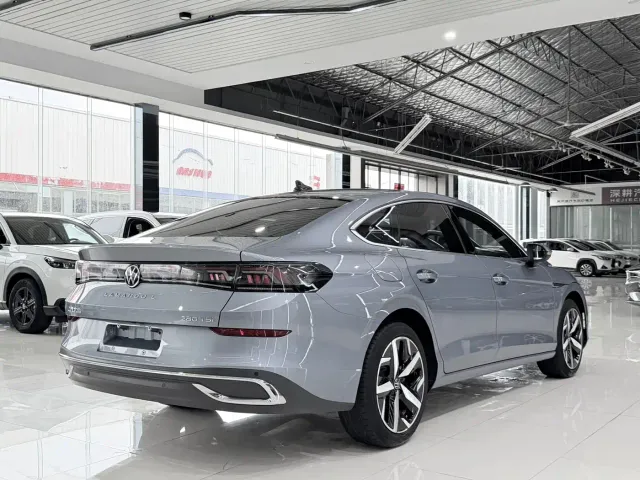 Volkswagen Lamando — Фото автомобиля 18