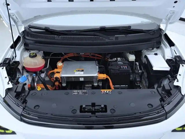 Geely Geometry E Firefly — Фото автомобиля 10