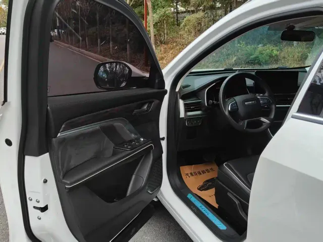 Haval H6 — Фото автомобиля 10