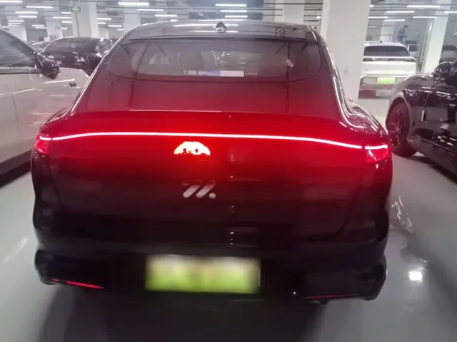 IM Motors LS6 — Фото автомобиля 5