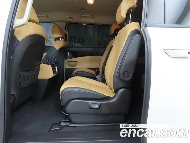 Kia Carnival 4th Gen — Фото автомобиля 6