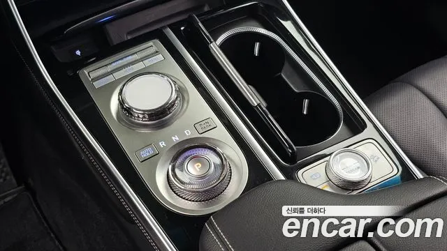 Genesis GV80 2.5T Бензин AWD — Фото автомобиля 9