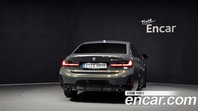 BMW 3-Series 3 серия (G20) 320i M Sport — Фото автомобиля 4