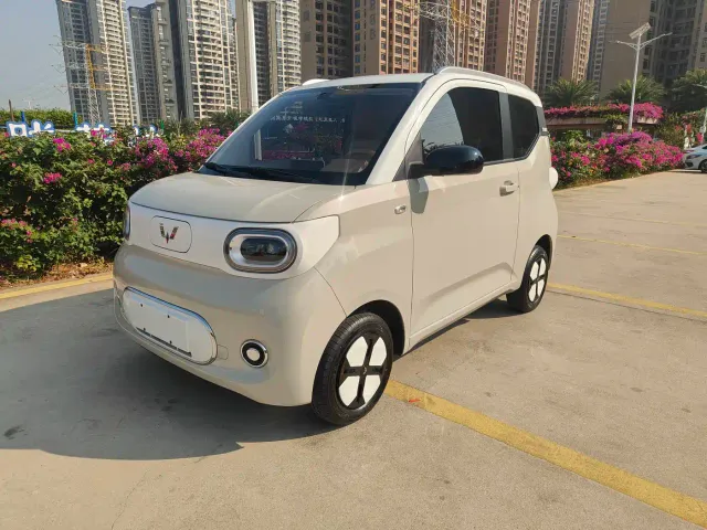 Фотография автомобиля — Wuling Hongguang Mini EV