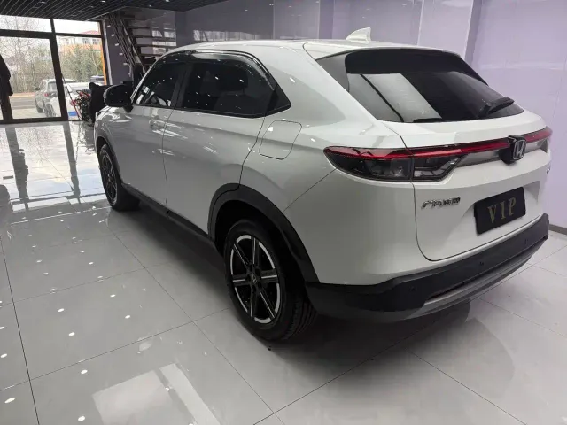 Honda Vezel — Фото автомобиля 6