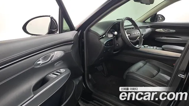 Genesis GV70 — Фото автомобиля 15