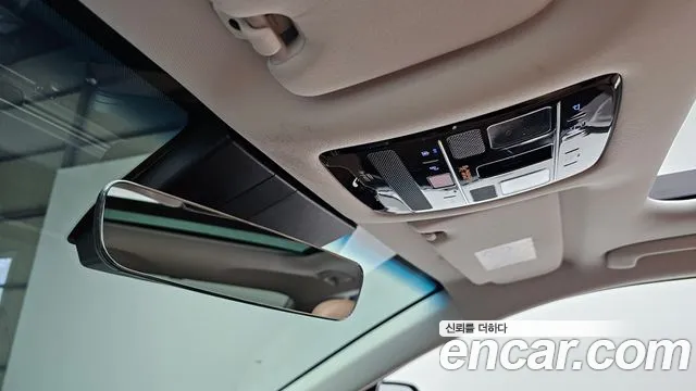 Hyundai Grandeur GN7 — Фото автомобиля 17