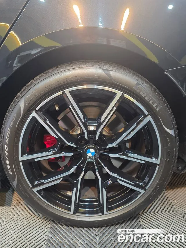 BMW 4 Series G22 — Фото автомобиля 5