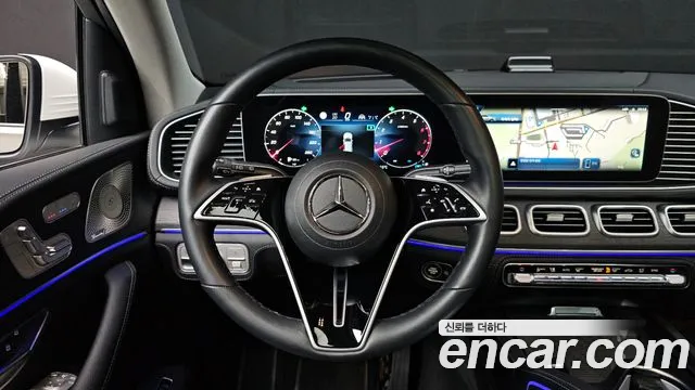 Mercedes-Benz GLE-Class — Фото автомобиля 14