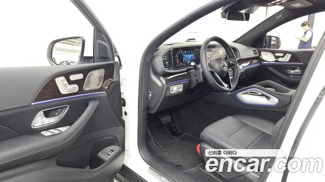 Mercedes-Benz GLE-Class — Фото автомобиля 15