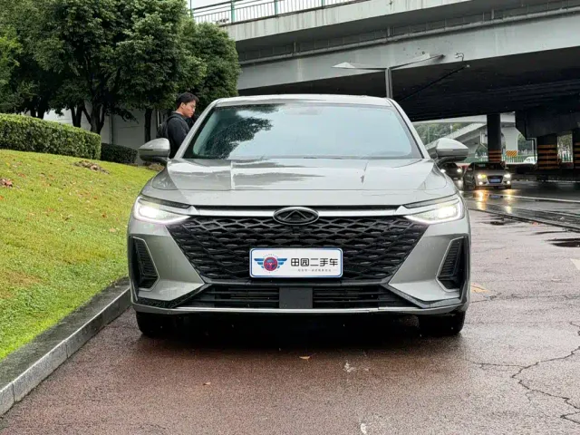 Chery Arrizo 8 — Фото автомобиля 2