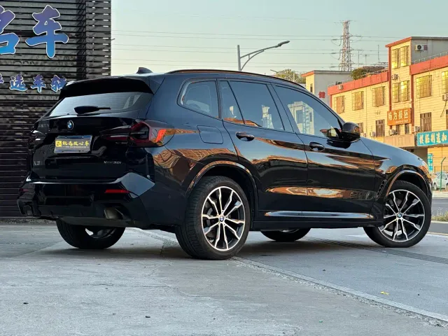 BMW X3 — Фото автомобиля 4