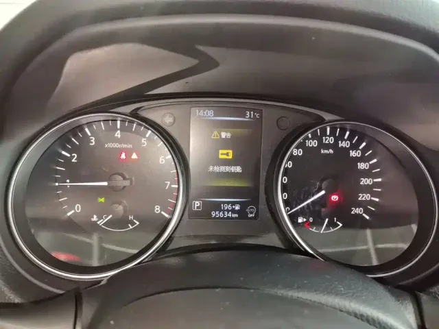 Nissan Qashqai — Фото автомобиля 11