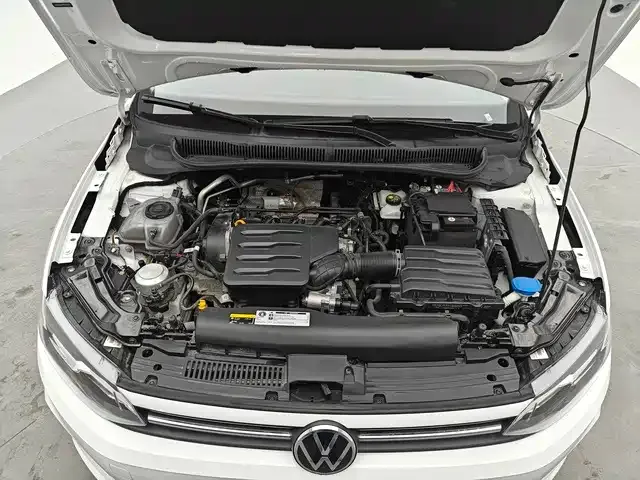 Volkswagen Polo — Фото автомобиля 15
