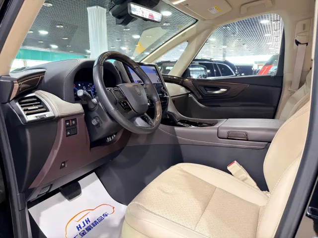 Toyota Vellfire — Фото автомобиля 4