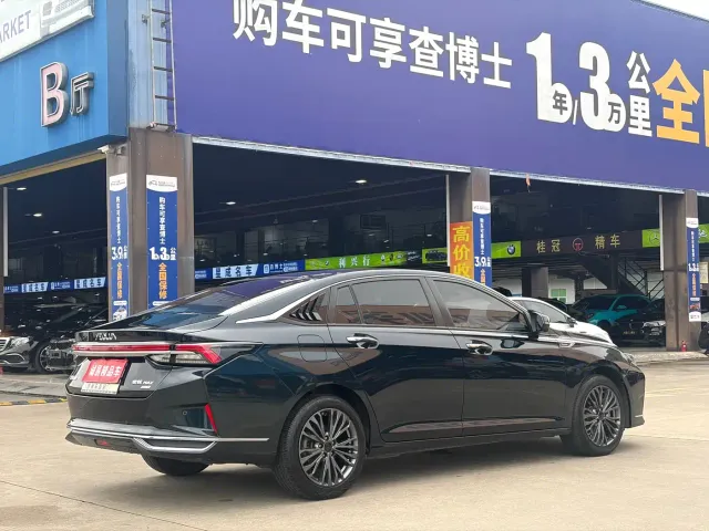 Dongfeng Yixuan MAX — Фото автомобиля 6