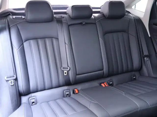 Volkswagen Passat — Фото автомобиля 23