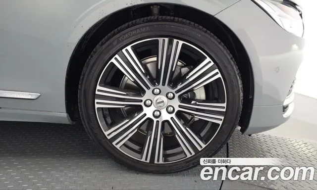 Volvo S90 — Фото автомобиля 6