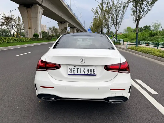 Mercedes-Benz A-Class — Фото автомобиля 10