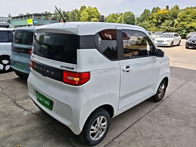 Wuling Hongguang Mini EV — Фото автомобиля 6