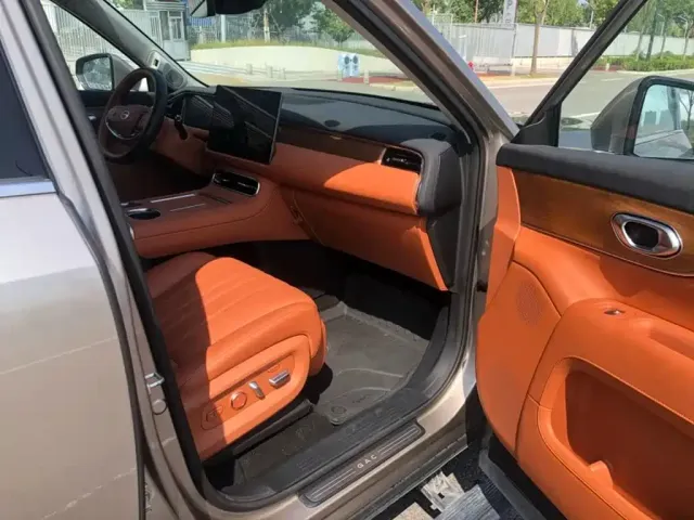 GAC Trumpchi Trumpchi Vision S9 2025 1.5T Hybrid Premium — Фото автомобиля 3