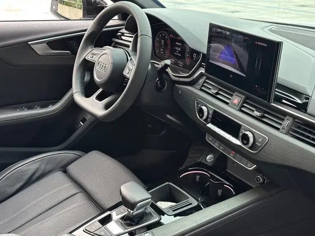 Audi A4L — Фото автомобиля 20