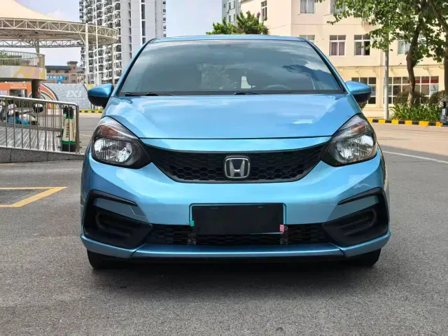 Honda Fit — Фото автомобиля 2