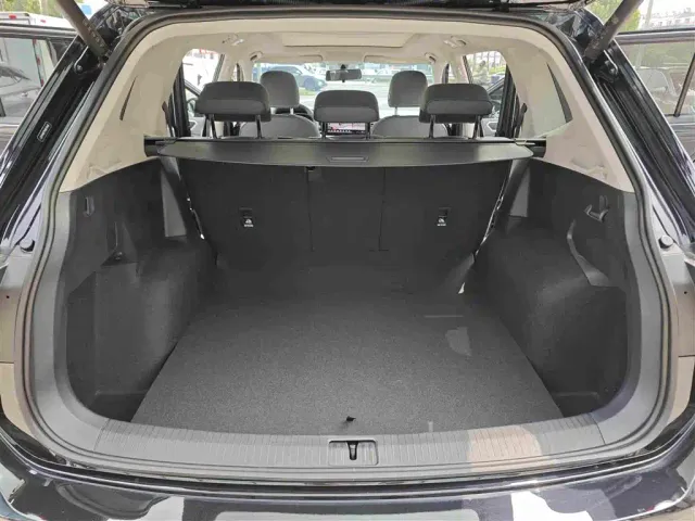 Volkswagen Tiguan L — Фото автомобиля 8