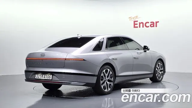 Hyundai Grandeur GN7 — Фото автомобиля 2