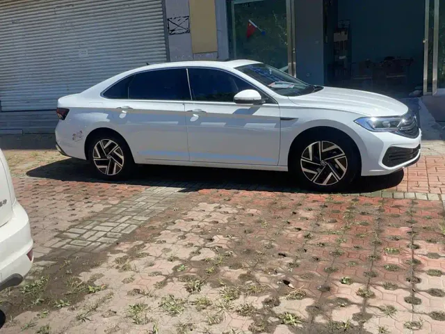 Volkswagen Sagitar — Фото автомобиля 11