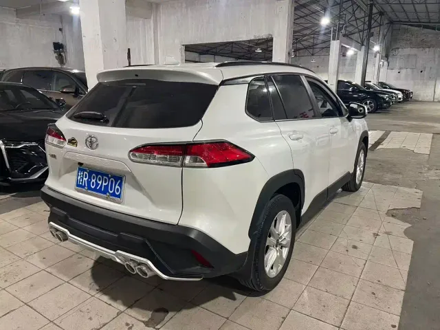 Toyota Corolla Cross — Фото автомобиля 4