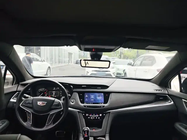 Cadillac XT5 — Фото автомобиля 17