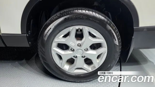 KG_Mobility_Ssangyong Rexton Новый Rexton Sport Khan Дизель 2.2 4WD — Фото автомобиля 16