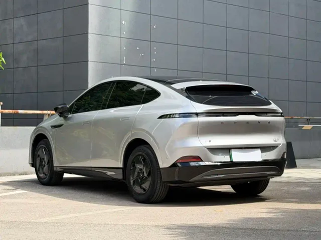 Xpeng G6 — Фото автомобиля 6