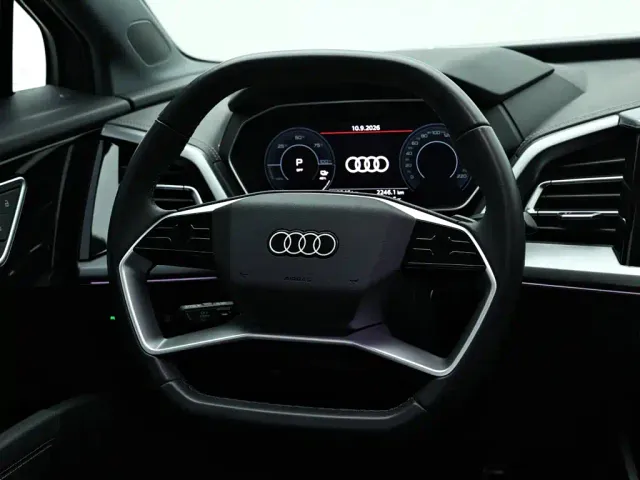 Audi Q4 e-tron — Фото автомобиля 16