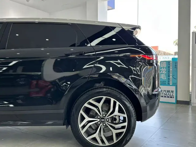 Land Rover Range Rover Evoque 2021 Range Rover Evoque L 249PS R-Dynamic First Edition Launch Edition — Фото автомобиля 28