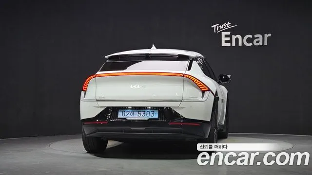 Kia EV6 — Фото автомобиля 4