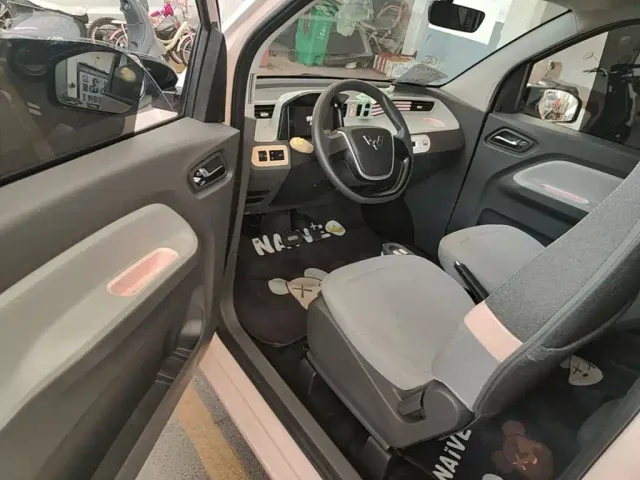 Wuling Hongguang Mini EV — Фото автомобиля 15