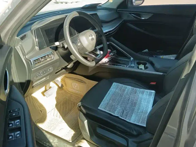 Changan CS35 Plus — Фото автомобиля 9