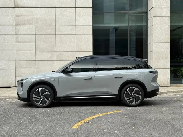 Nio ES6 — Фото автомобиля 4