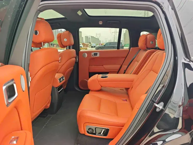 Li Auto L7 — Фото автомобиля 6