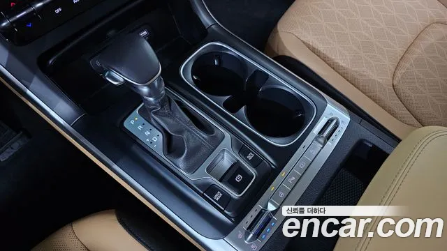 Kia Canival Carnival 4 поколение Дизель 9 мест Prestige — Фото автомобиля 9