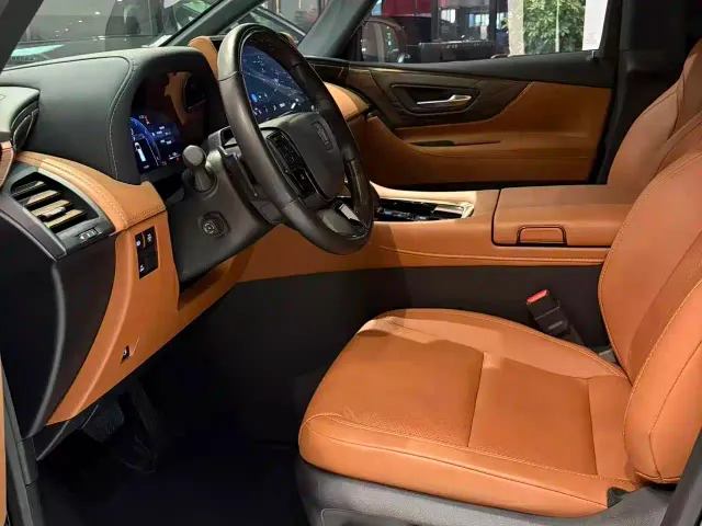 Toyota Vellfire — Фото автомобиля 6