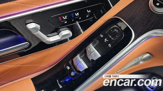 Mercedes-Benz S-Class — Фото автомобиля 25