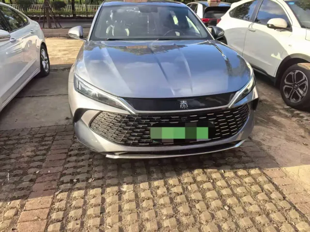 BYD Qin L — Фото автомобиля 2