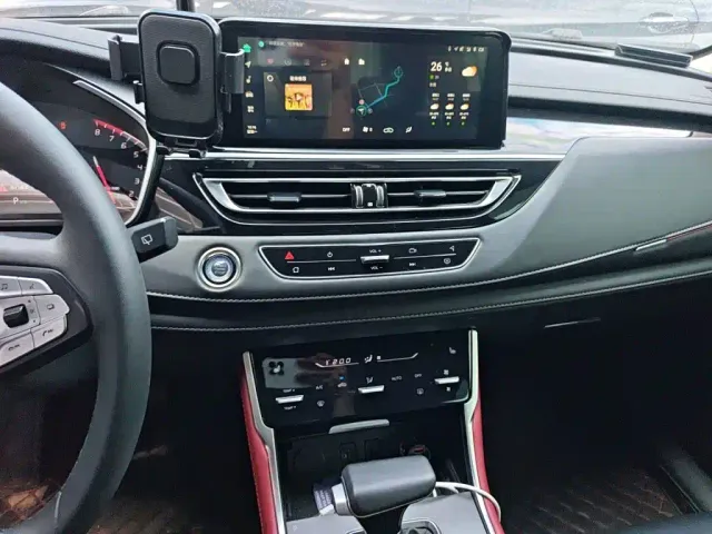 Changan CS75 — Фото автомобиля 9