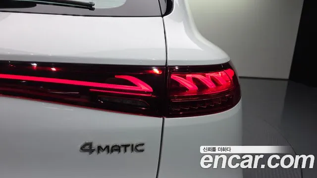 Mercedes-Benz EQS — Фото автомобиля 19